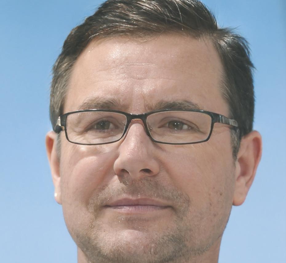 Retrato profesional de Álvaro Mendizábal, especialista en planificación financiera