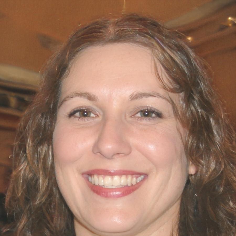 Retrato profesional de especialista en análisis financiero