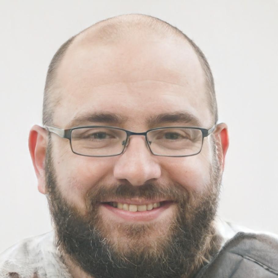 Retrato profesional de Einar Thorsson, consultor en gestión de deudas